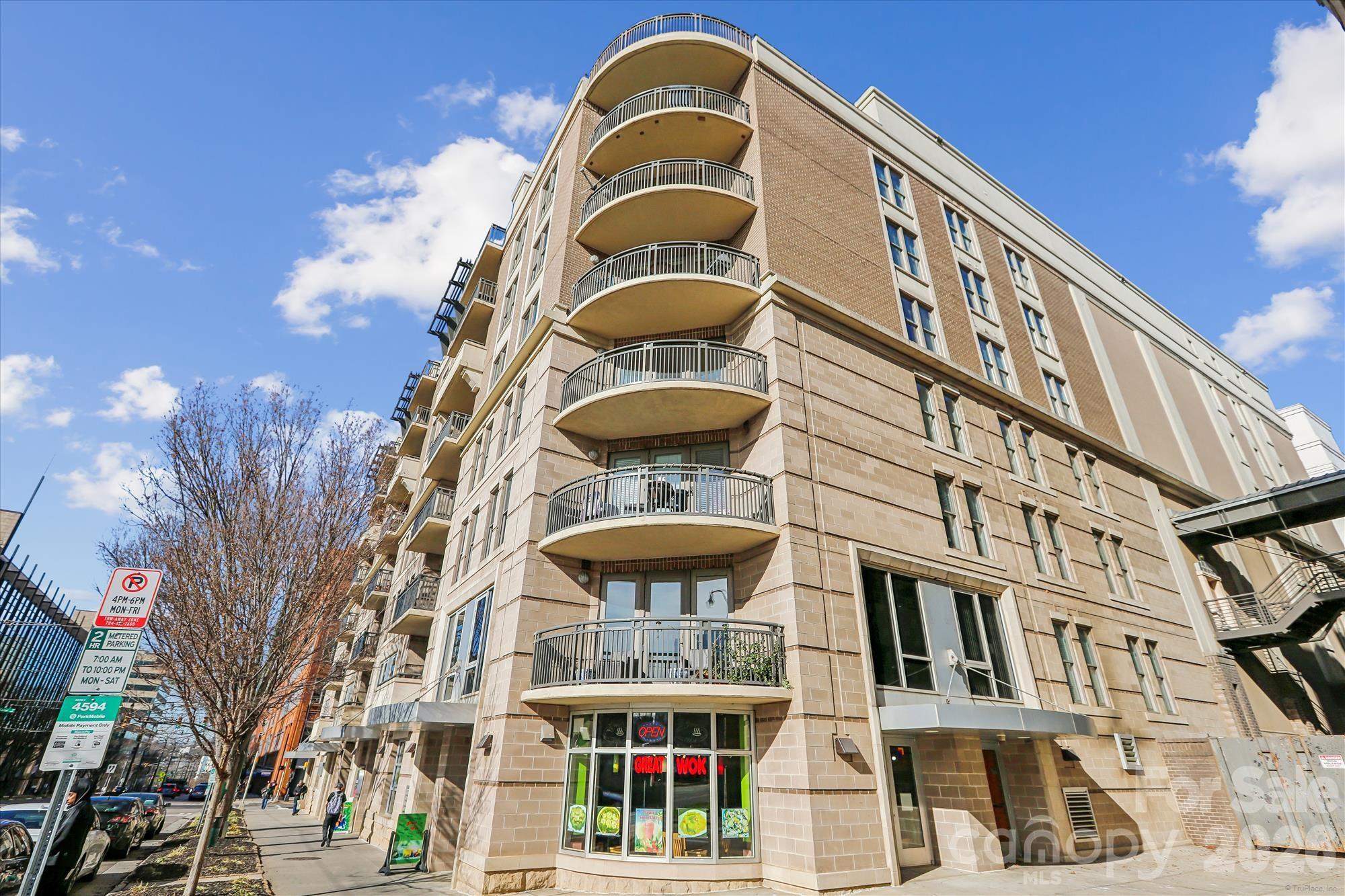 718 W Trade Street Charlotte NC 28202