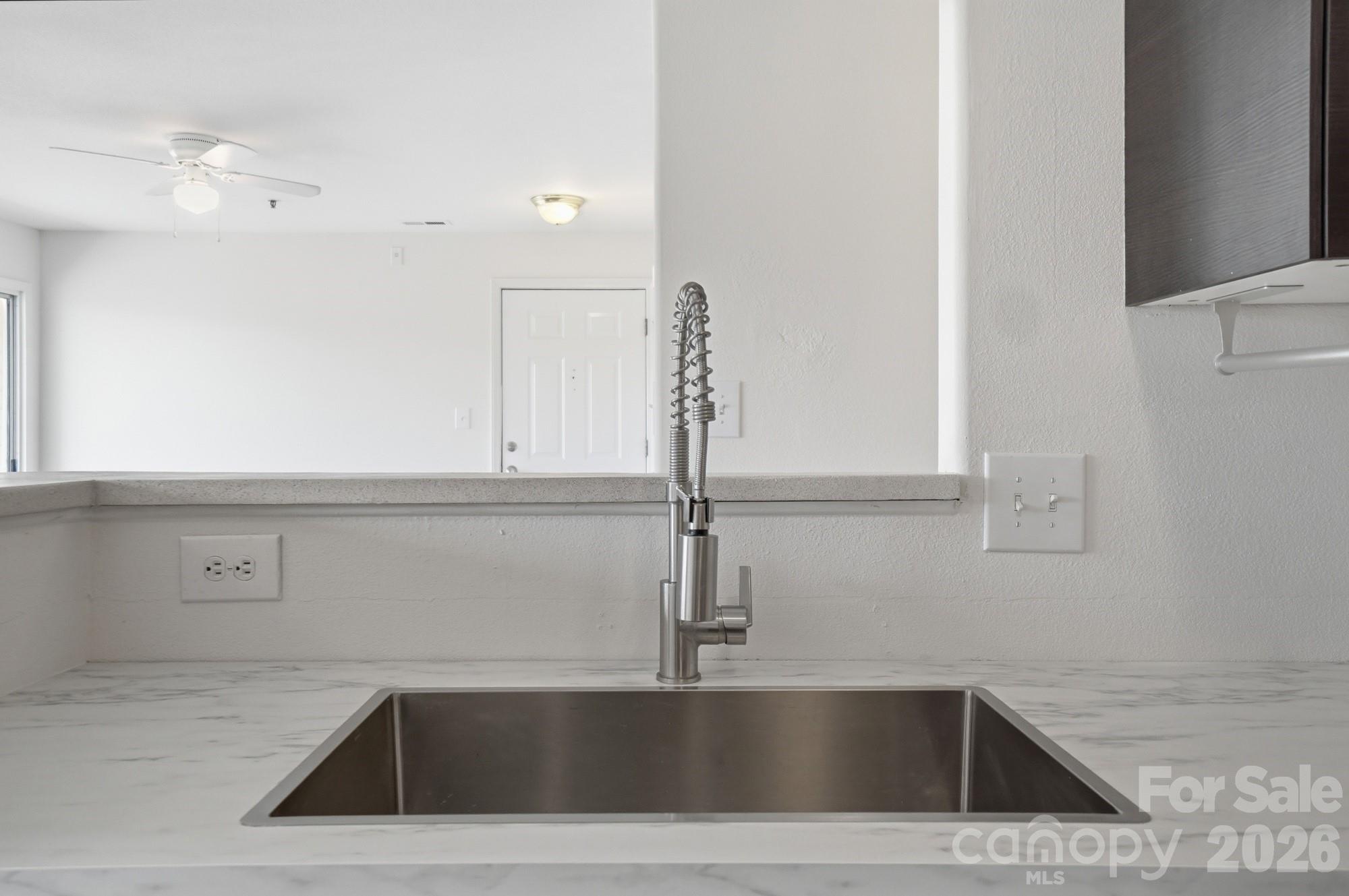 3937 Mohawk Court Charlotte NC 28215