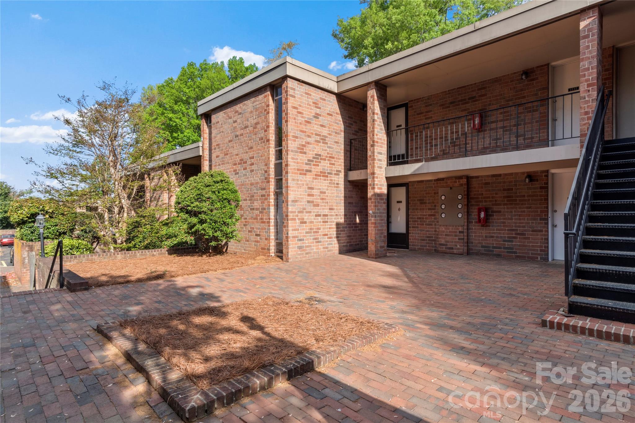 1739 S Hawthorne Road Winston Salem NC 27103