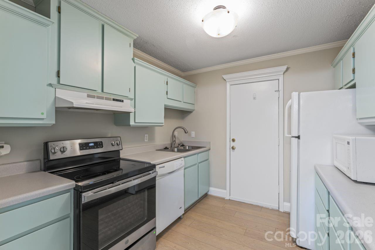 4747 Hedgemore Drive Charlotte NC 28209