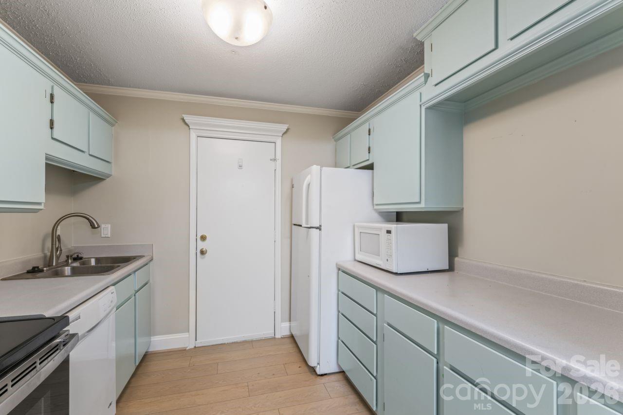 4747 Hedgemore Drive Charlotte NC 28209