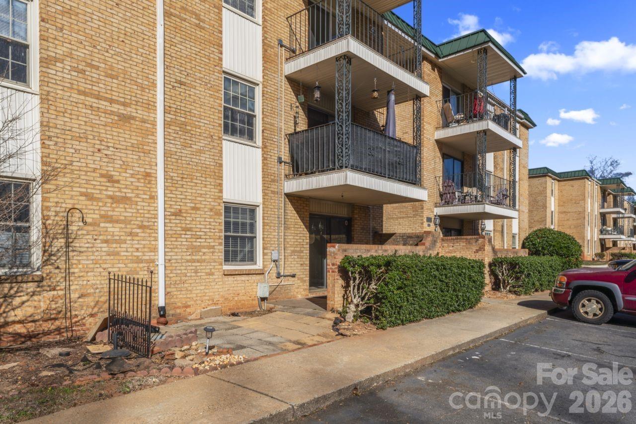 4747 Hedgemore Drive Charlotte NC 28209