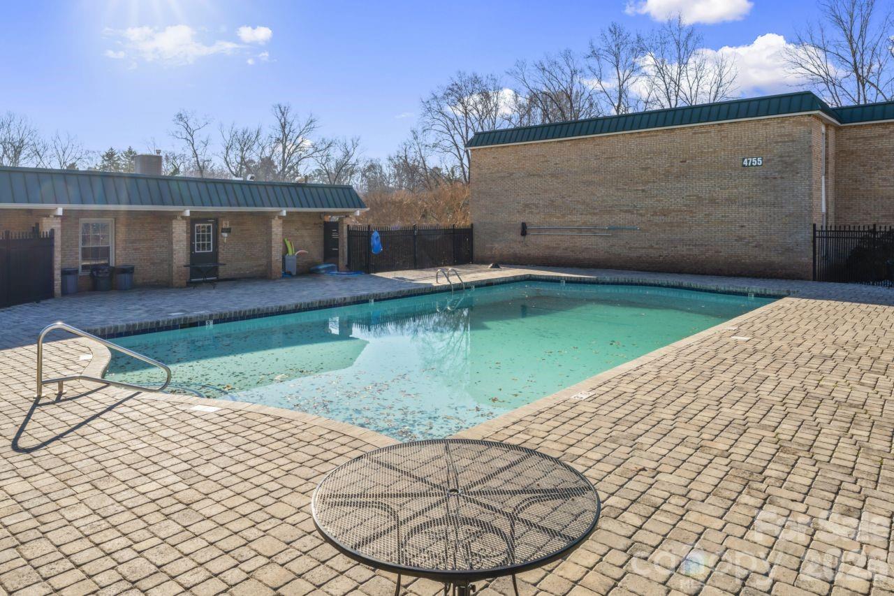 4747 Hedgemore Drive Charlotte NC 28209
