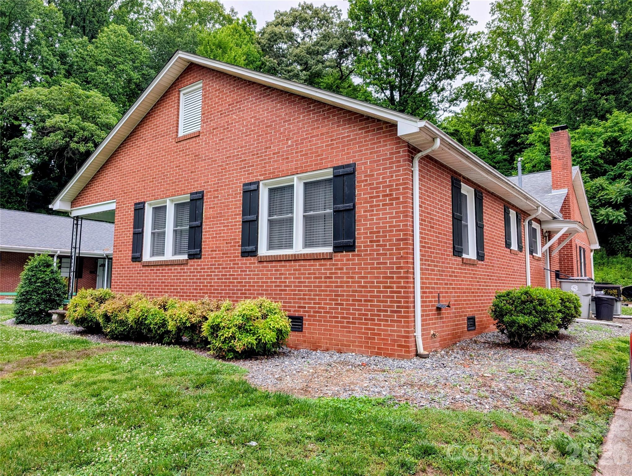 1014 SW Wright Street SW Lenoir NC 28645
