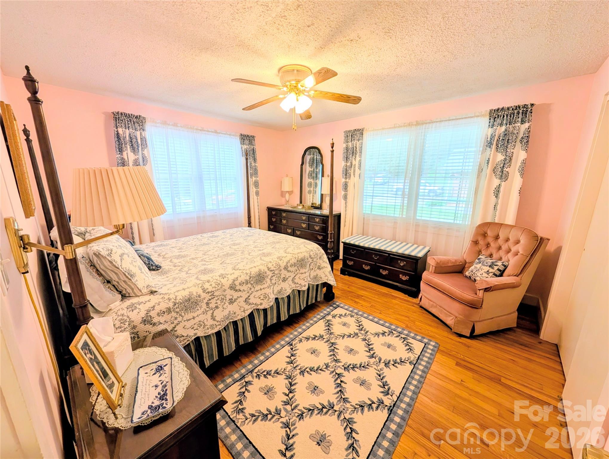 1014 SW Wright Street SW Lenoir NC 28645