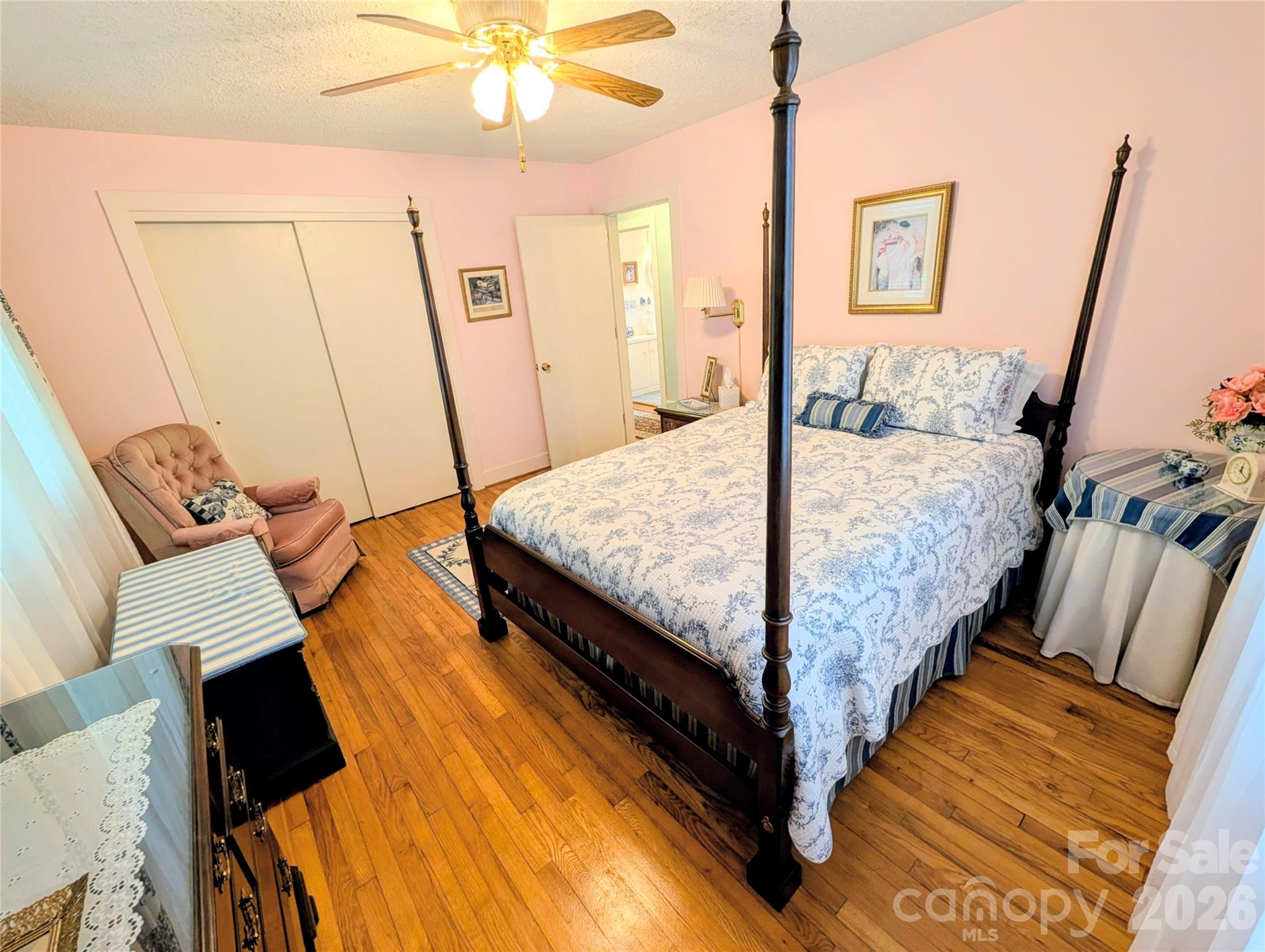 1014 SW Wright Street SW Lenoir NC 28645