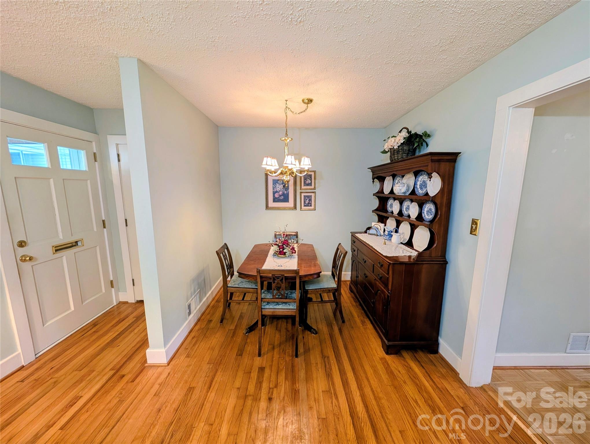 1014 SW Wright Street SW Lenoir NC 28645