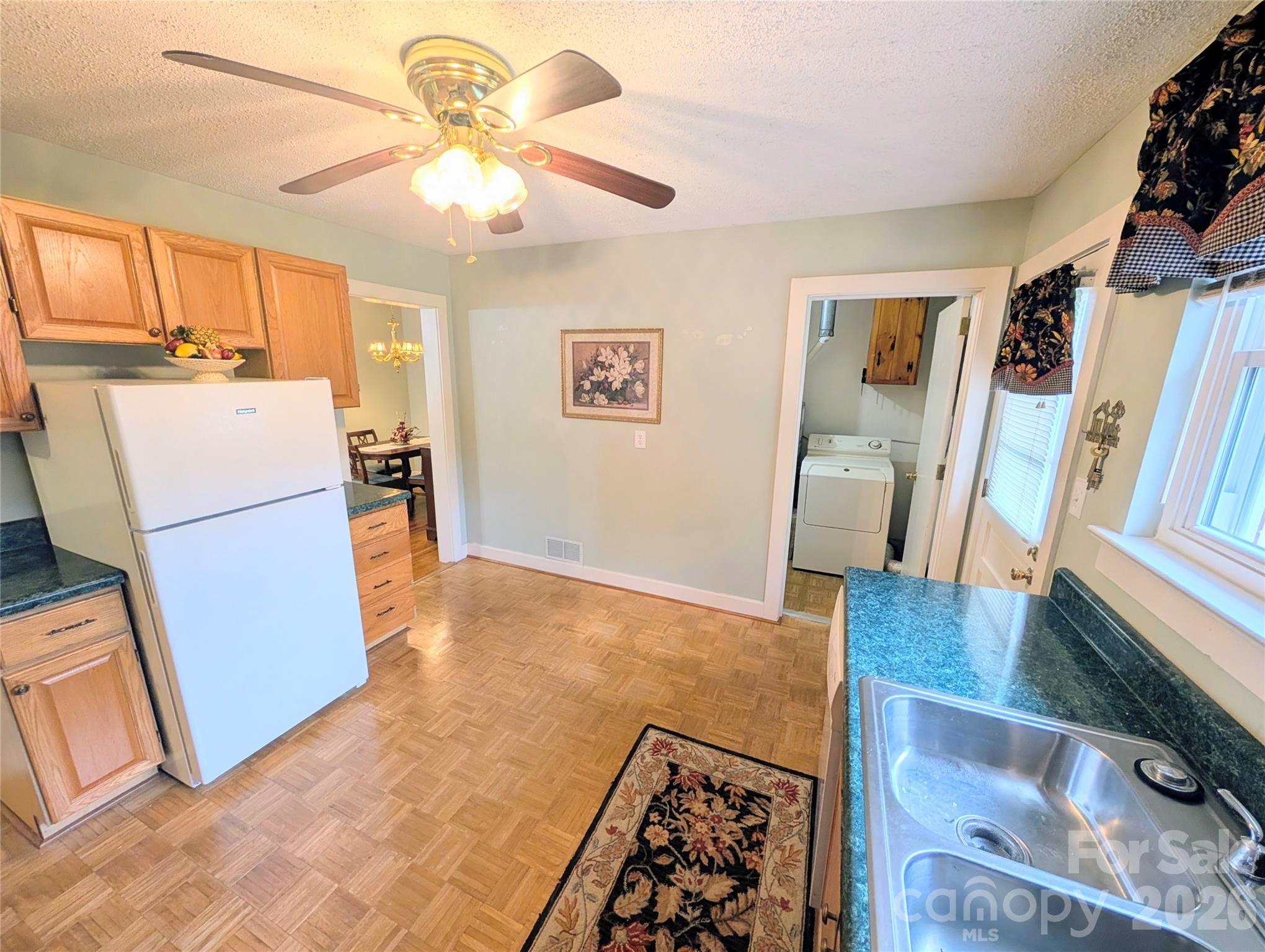 1014 SW Wright Street SW Lenoir NC 28645