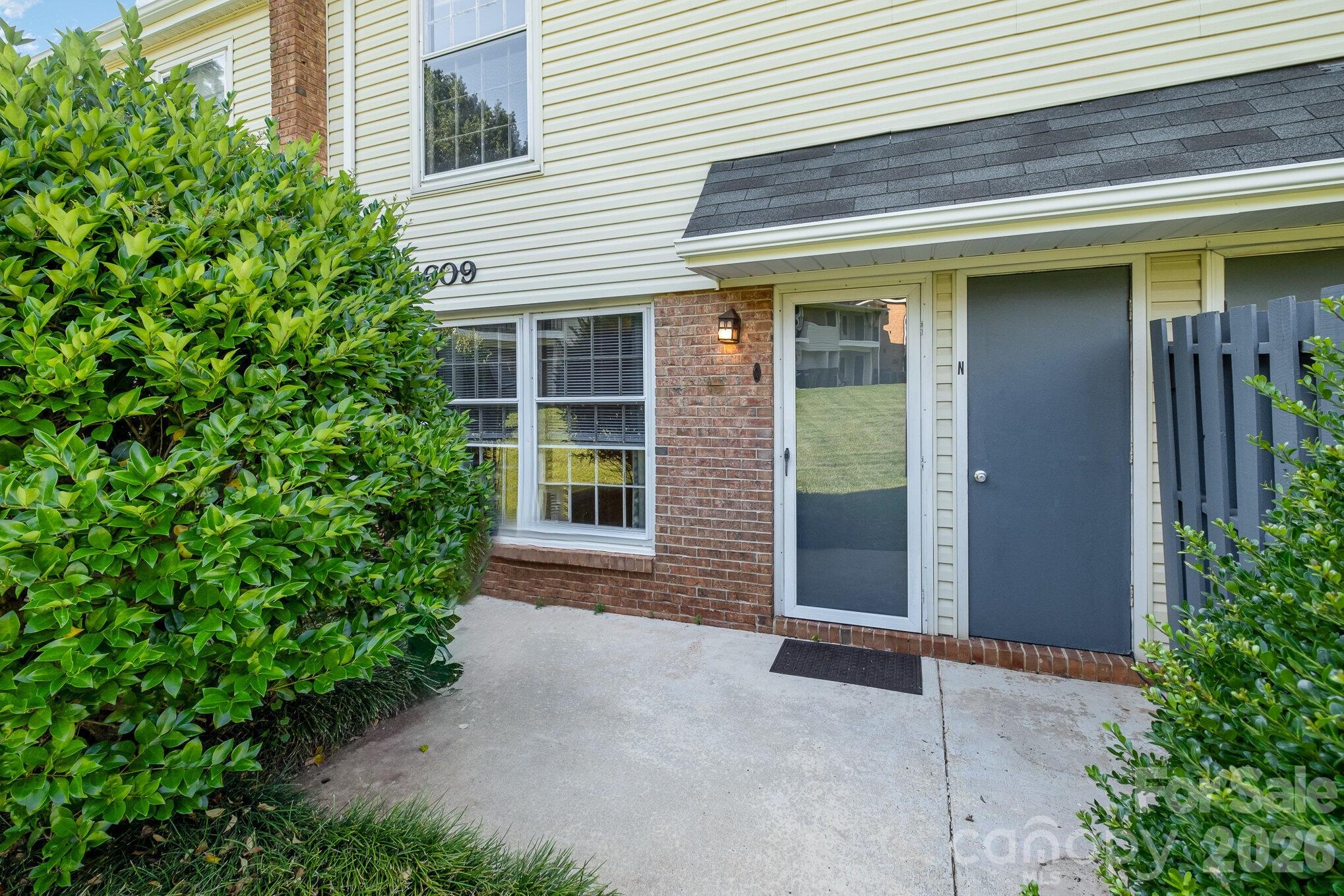 4609 Coronado Drive Charlotte NC 28212