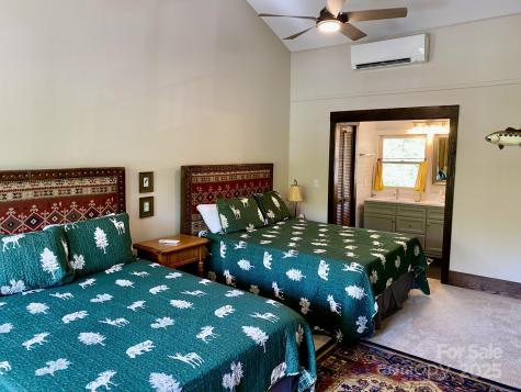 102 W Lake Drive N Lake Lure NC 28746