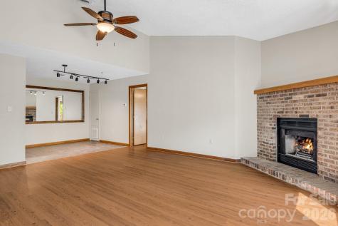 60 Ravencroft Lane Asheville NC 28803