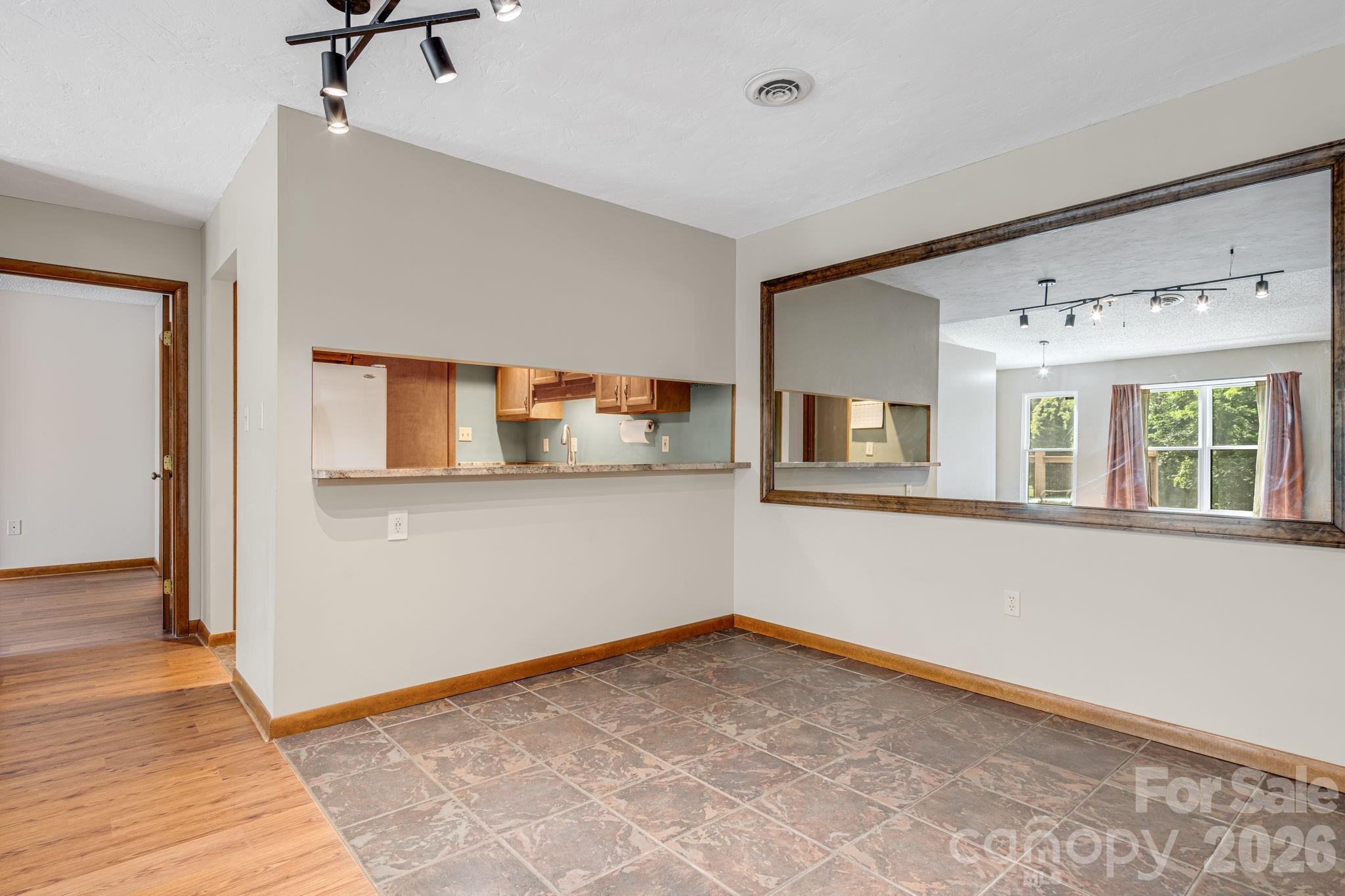 60 Ravencroft Lane Asheville NC 28803