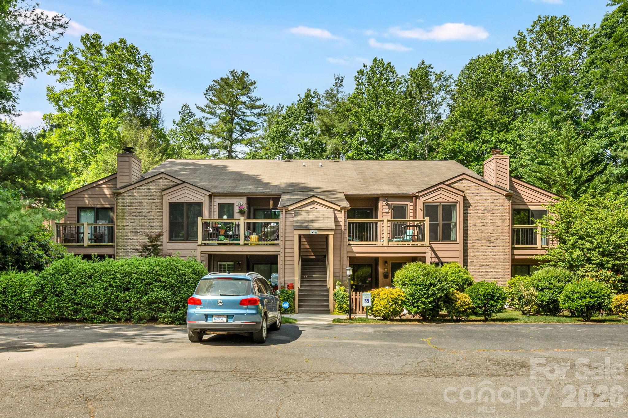 60 Ravencroft Lane Asheville NC 28803