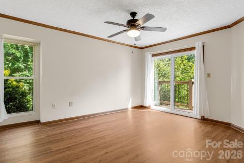 60 Ravencroft Lane Asheville NC 28803