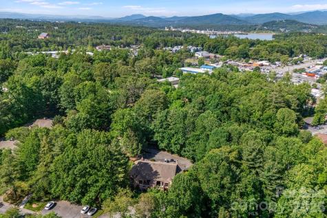 60 Ravencroft Lane Asheville NC 28803
