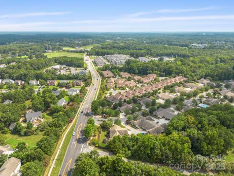 2459 Coltsview Lane Matthews NC 28105