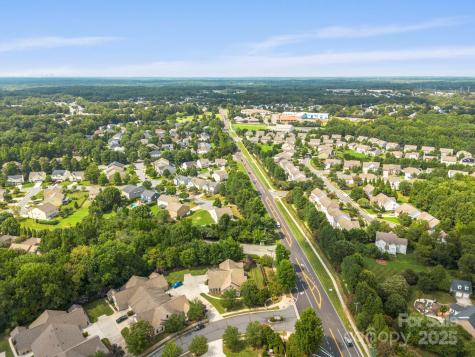 2459 Coltsview Lane Matthews NC 28105