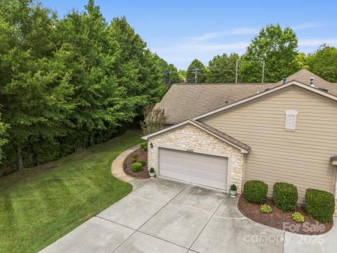 2459 Coltsview Lane Matthews NC 28105