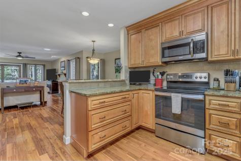 23 Cedarwood Trail Asheville NC 28803