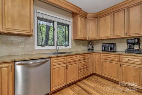 23 Cedarwood Trail Asheville NC 28803