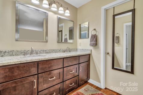 23 Cedarwood Trail Asheville NC 28803