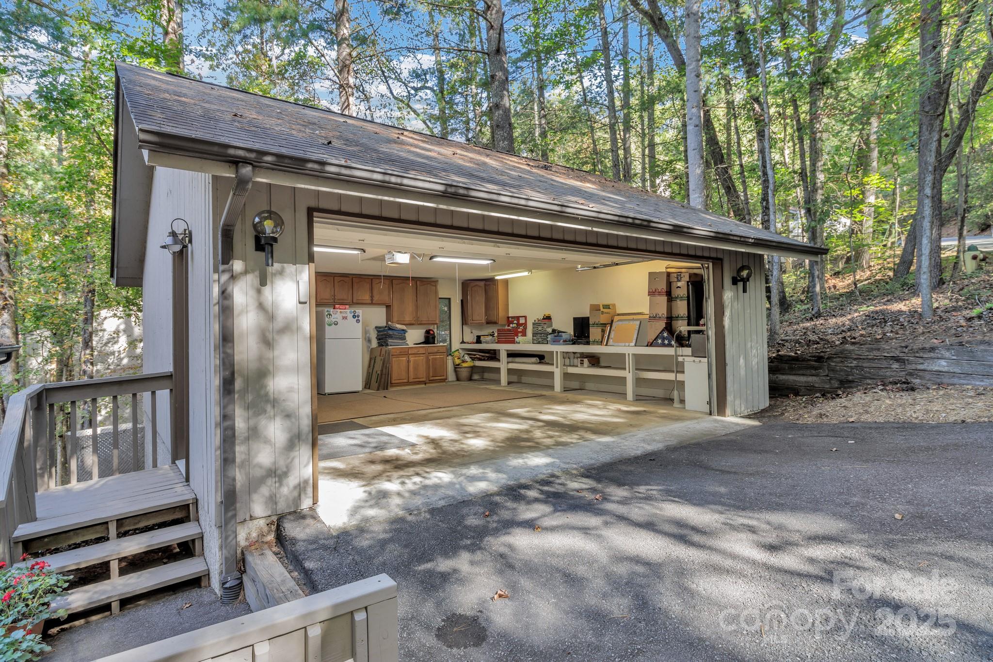 23 Cedarwood Trail Asheville NC 28803