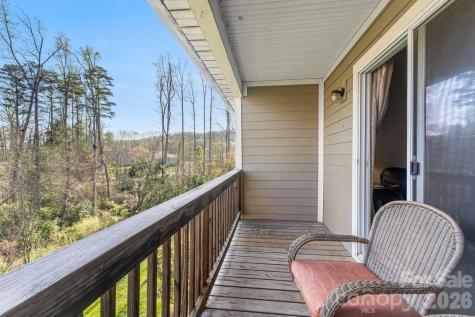 94 Foxden Drive Fletcher NC 28732