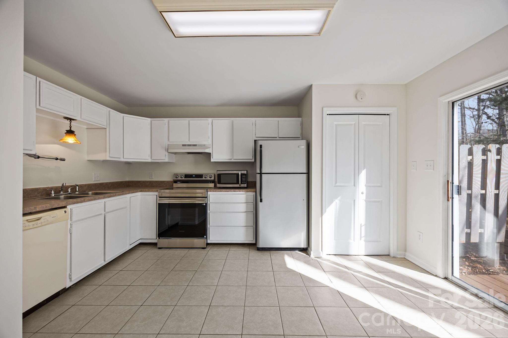 6 Azalea Road Arden NC 28704