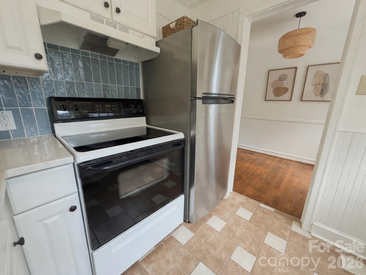 1811 Lynnwood Drive Charlotte NC 28209