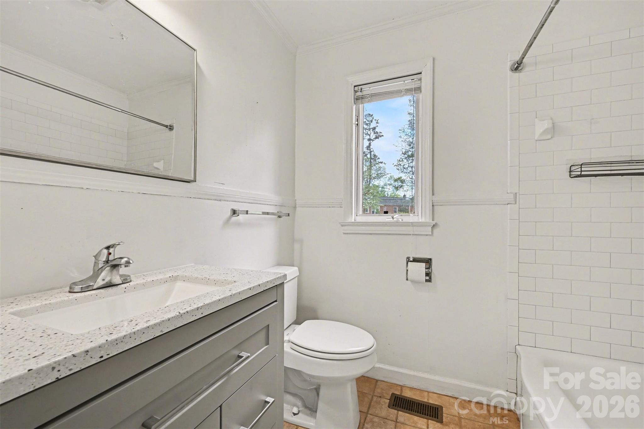 1811 Lynnwood Drive Charlotte NC 28209