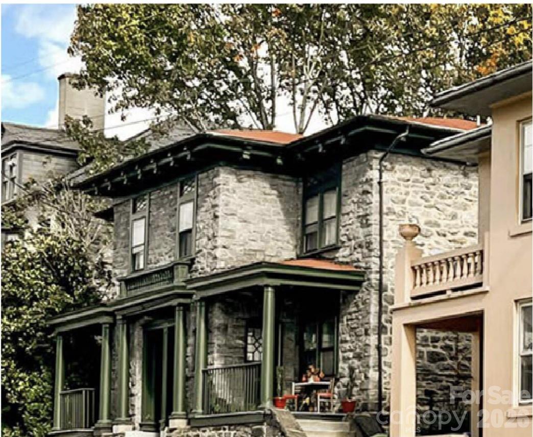 Asheville NC, 134 Biltmore Avenue, Unit 1