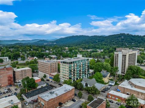 60 N Market Street Asheville NC 28801