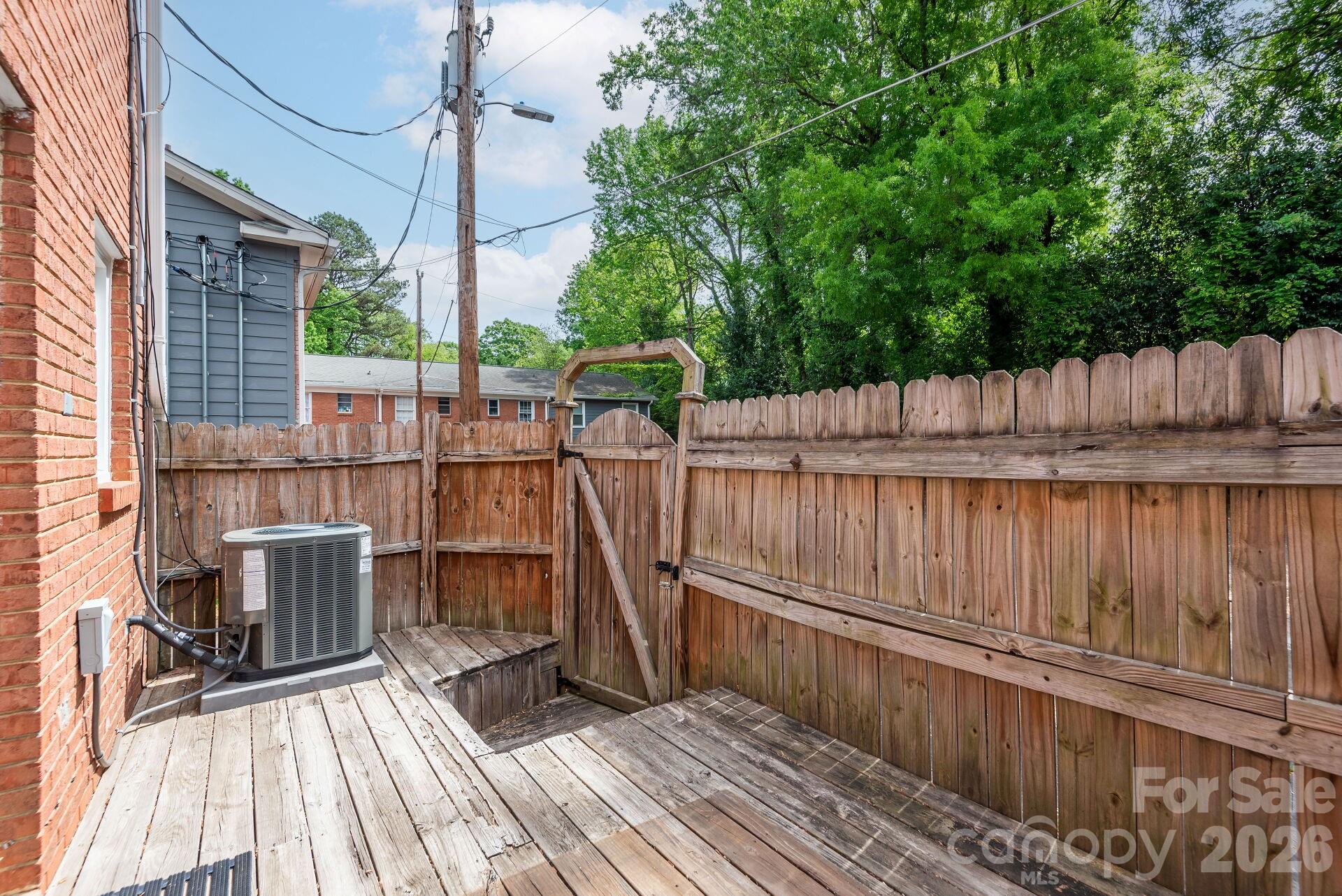 636 Chipley Avenue Charlotte NC 28205