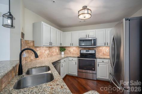 1018 Southwest Drive Davidson NC 28036