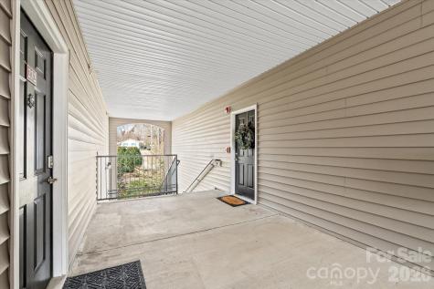 233 Appeldoorn Circle Asheville NC 28803