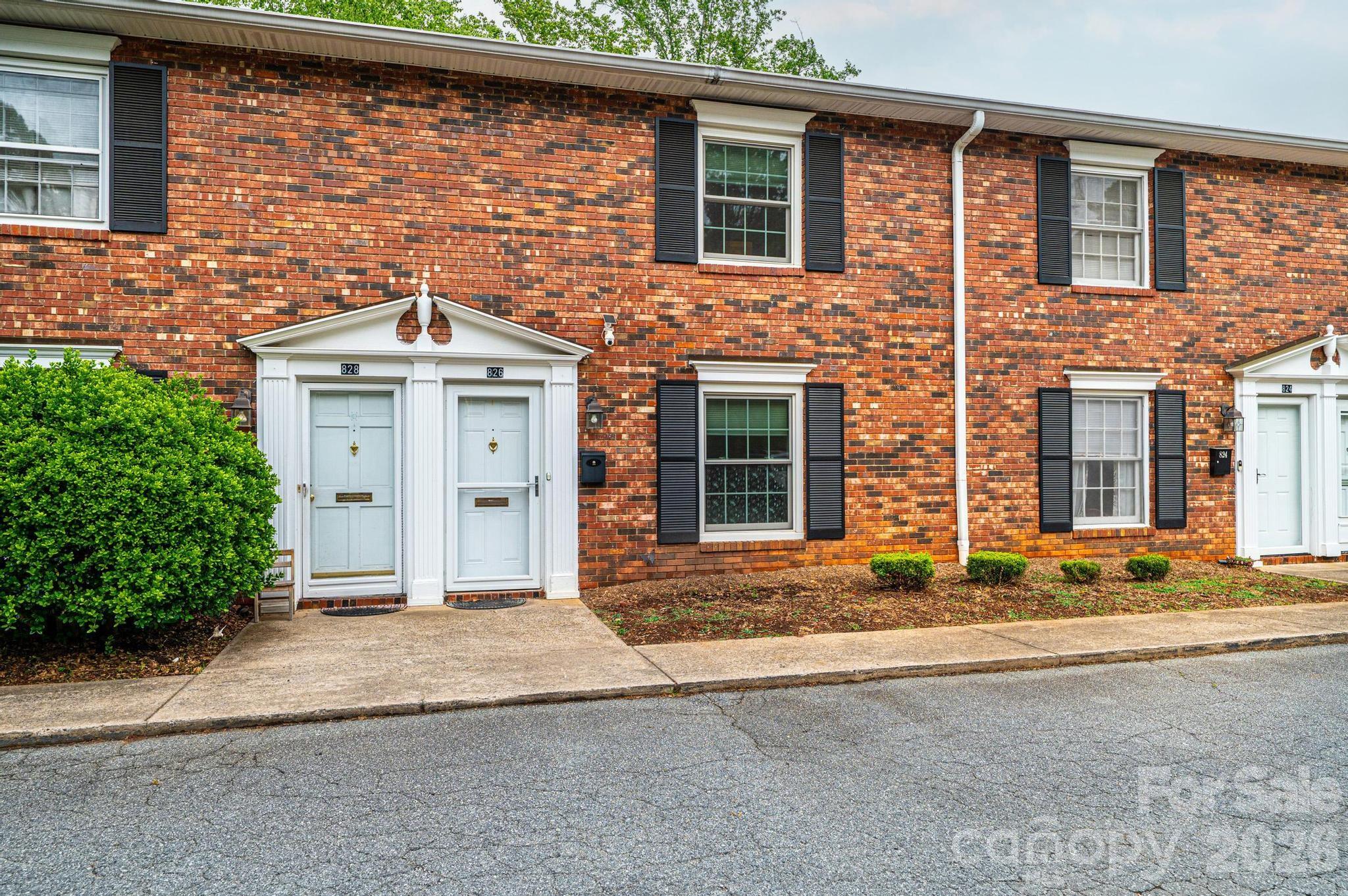 826 6th Street NW Hickory NC 28601