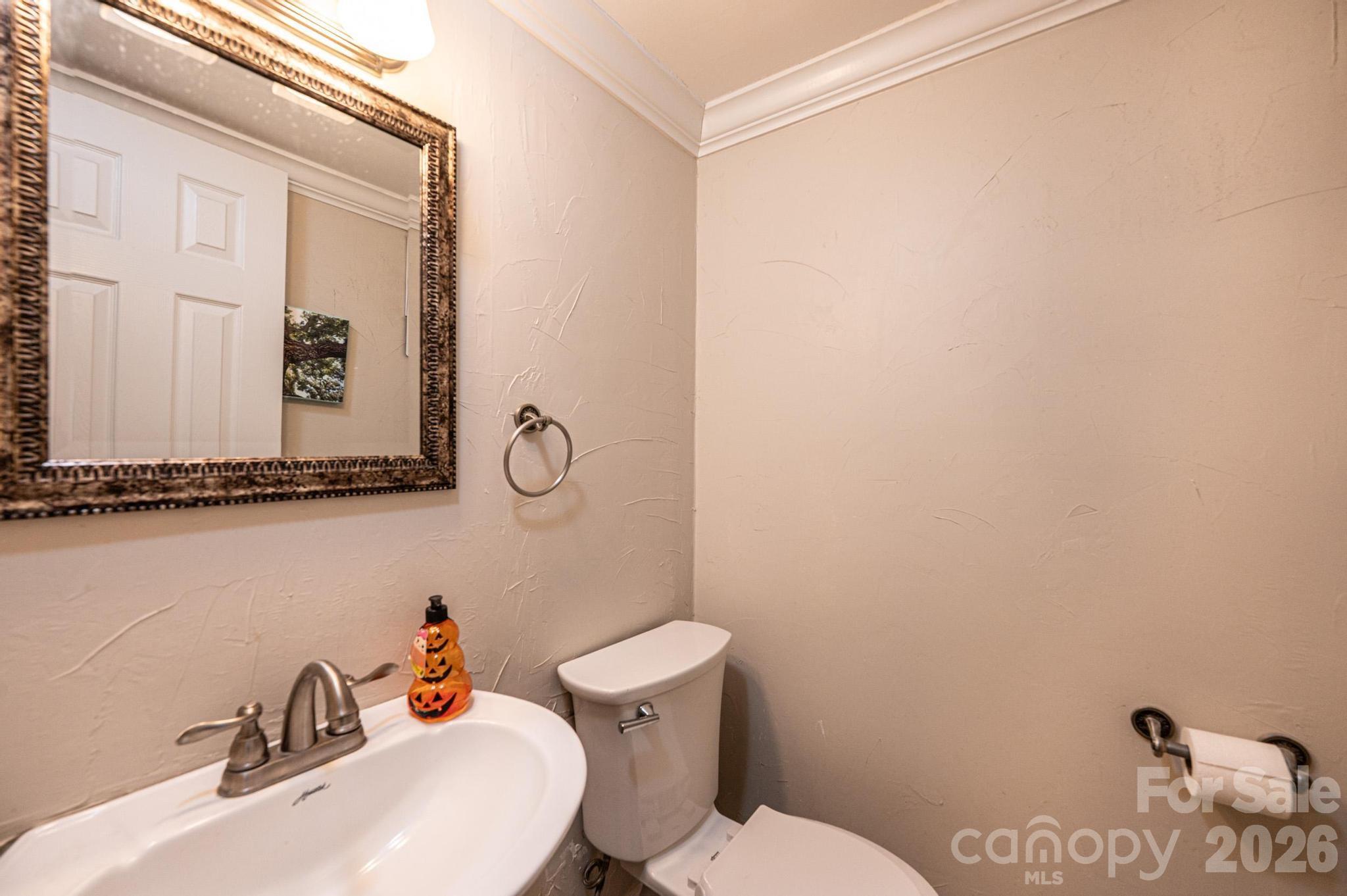 826 6th Street NW Hickory NC 28601