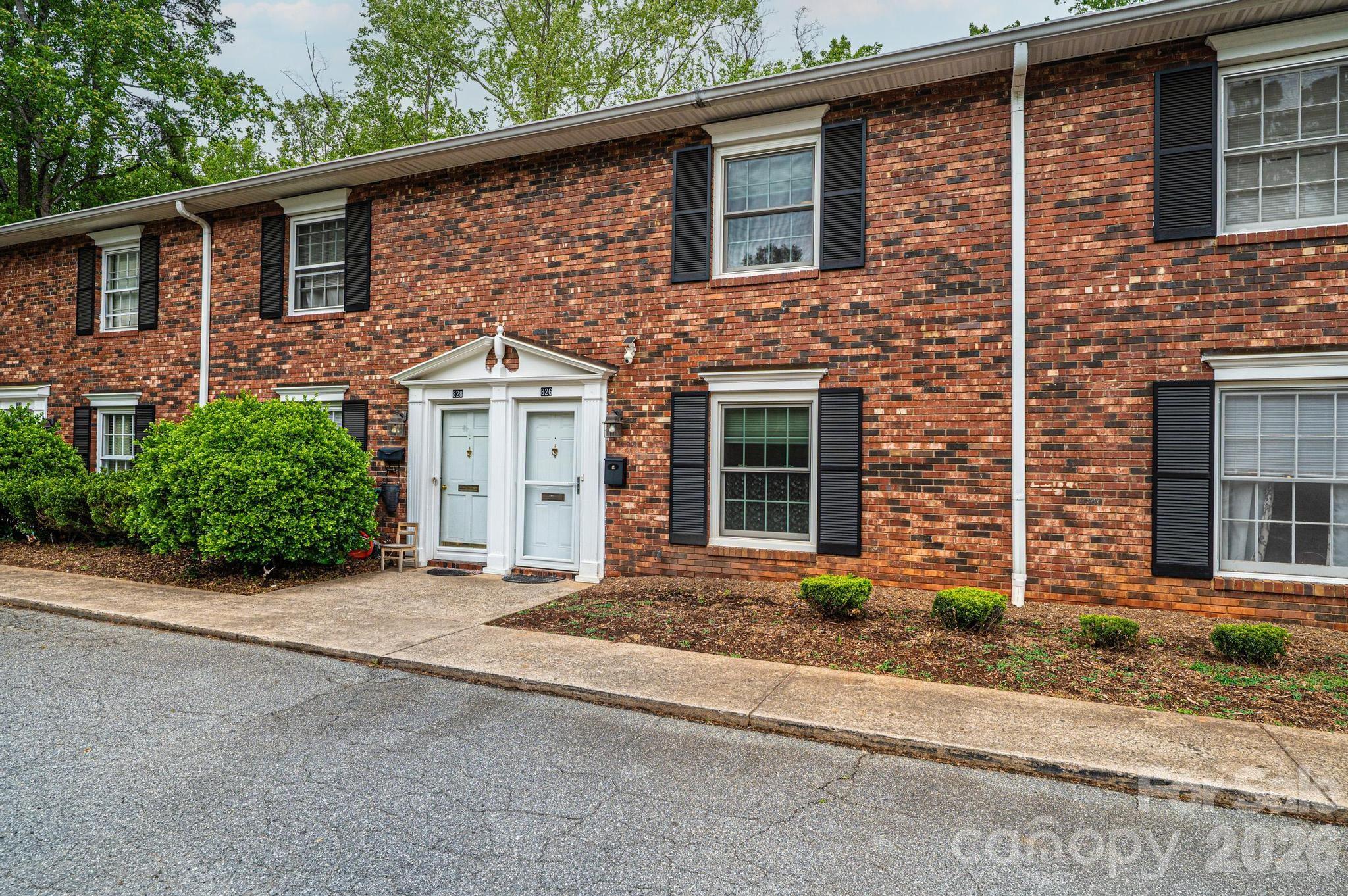 826 6th Street NW Hickory NC 28601