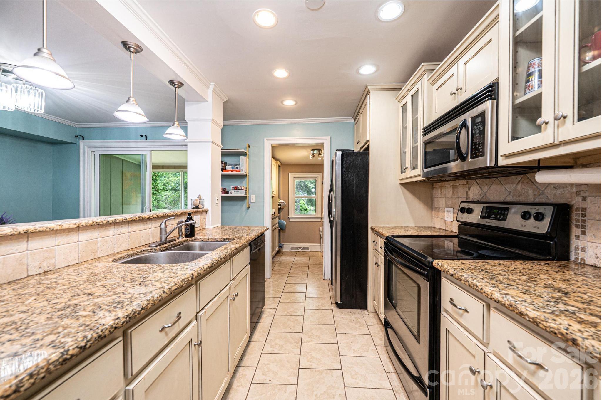 826 6th Street NW Hickory NC 28601