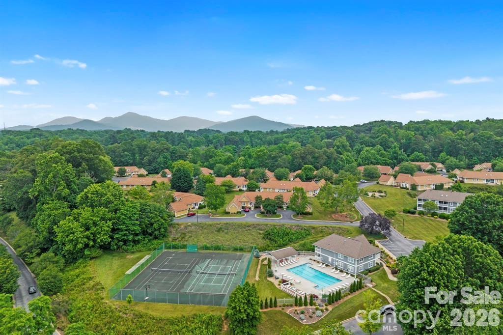 3305 Idle Hour Drive Asheville NC 28806