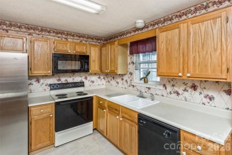 3305 Idle Hour Drive Asheville NC 28806