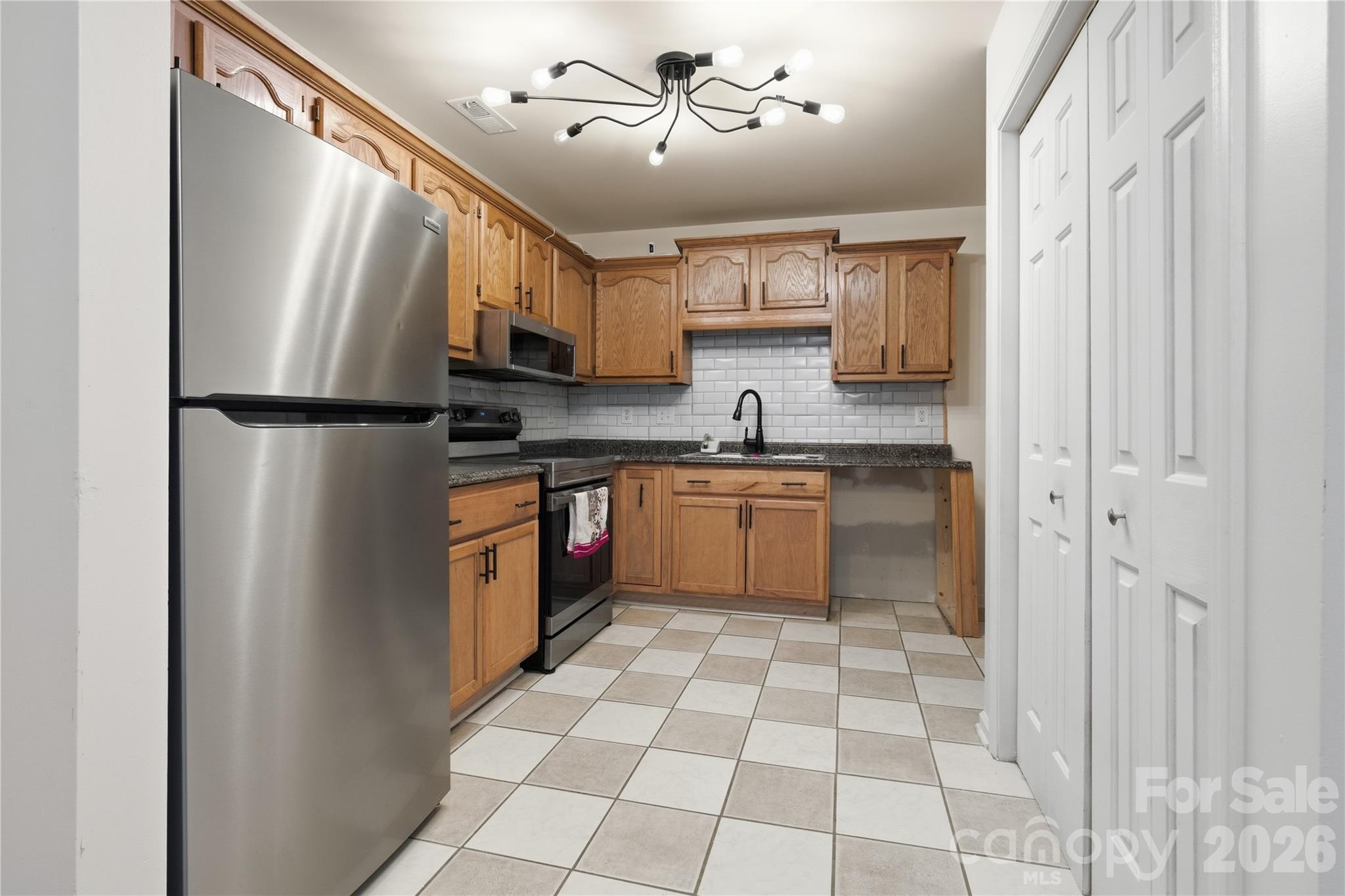 19 Krista Circle Candler NC 28715