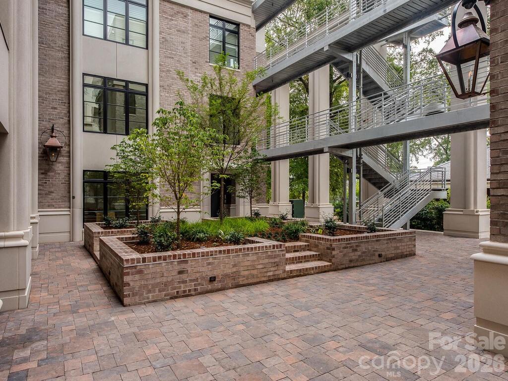 1333 Queens Road Charlotte NC 28207