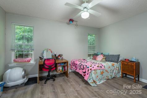 1303 Hyde Park Drive Asheville NC 28806