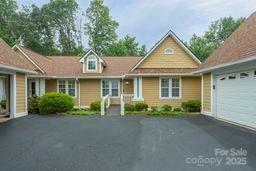 1303 Hyde Park Drive Asheville NC 28806