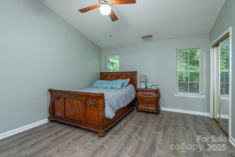 1303 Hyde Park Drive Asheville NC 28806