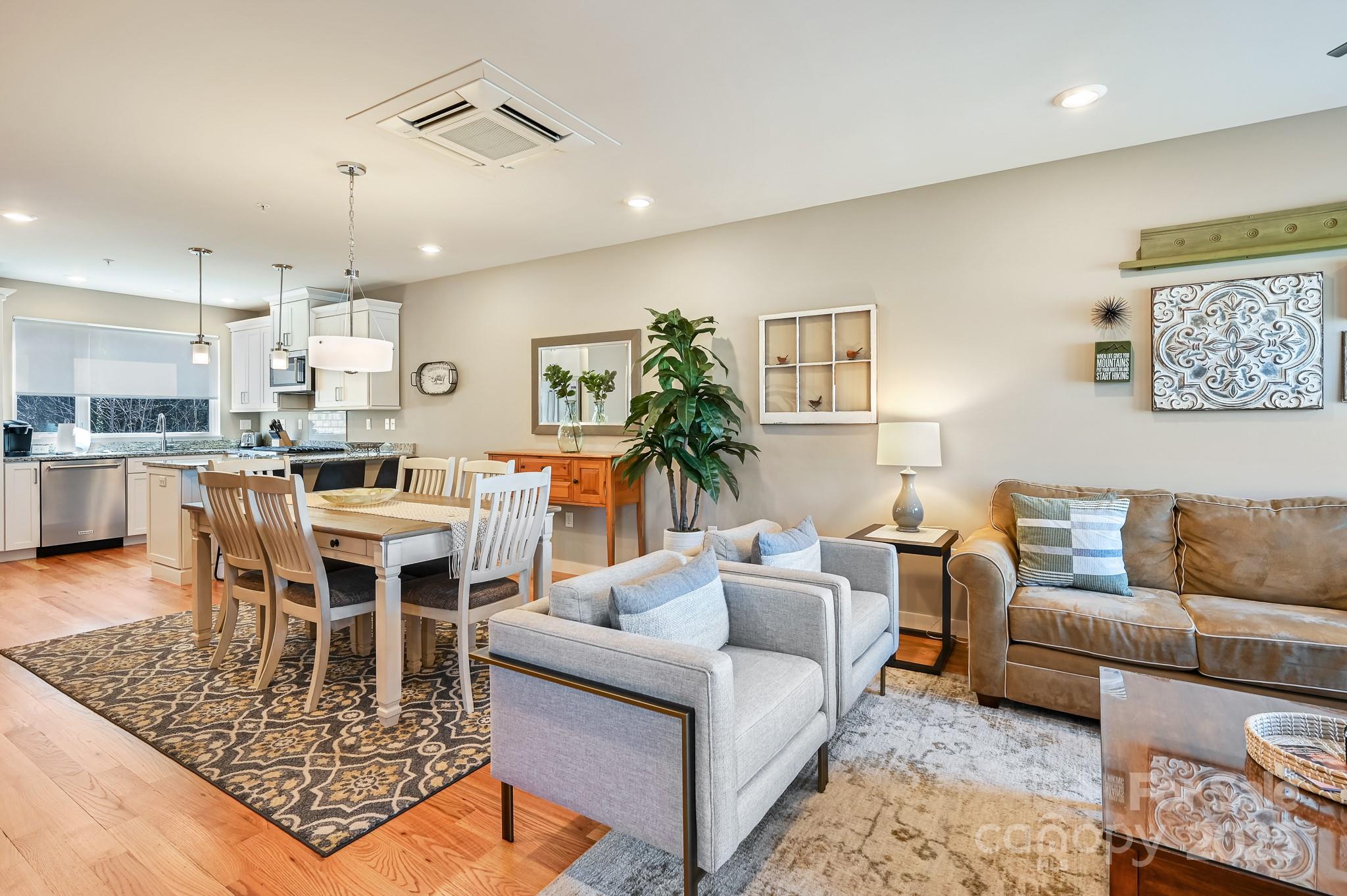 247 Short Coxe Avenue Asheville NC 28801
