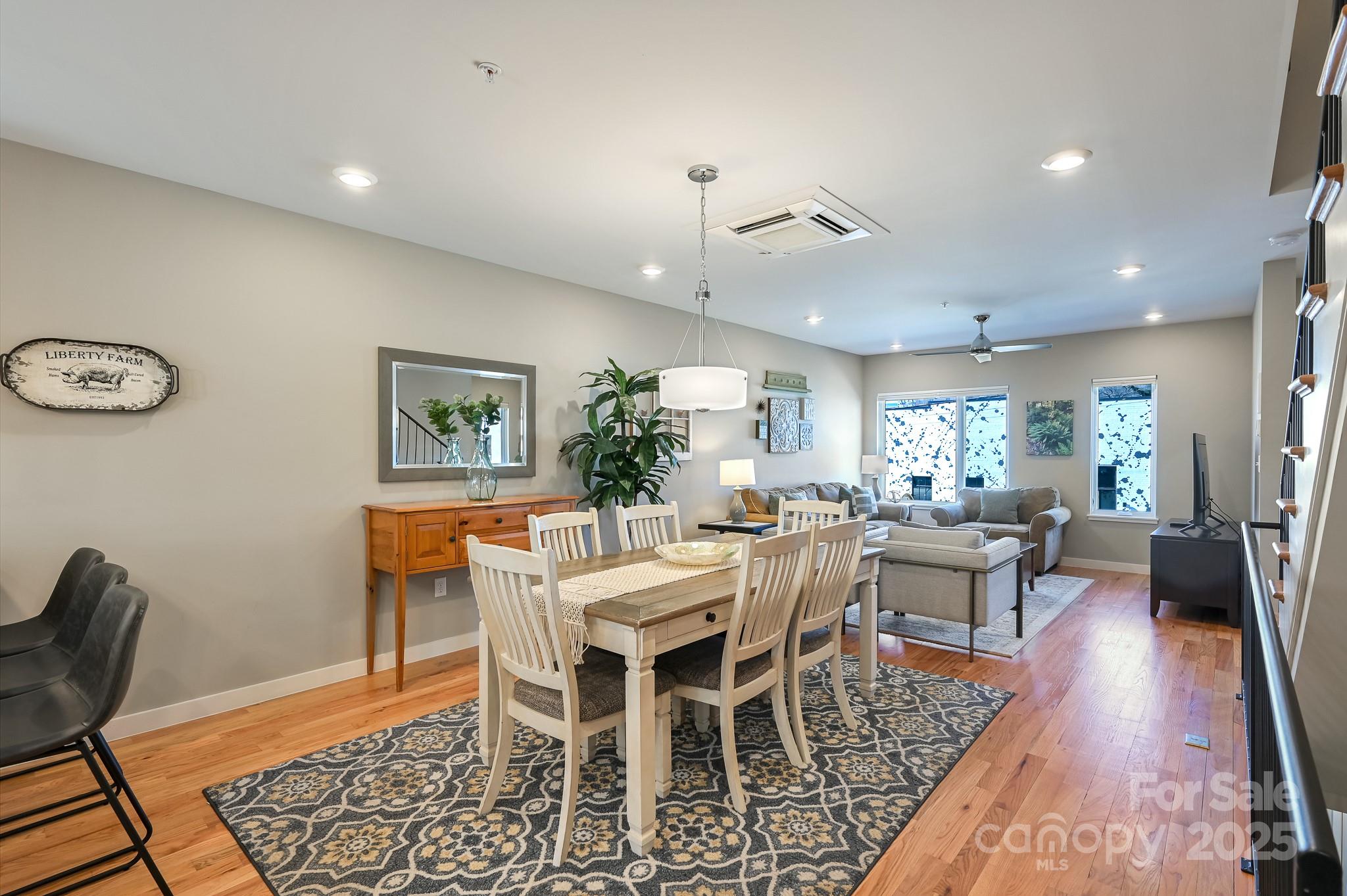247 Short Coxe Avenue Asheville NC 28801