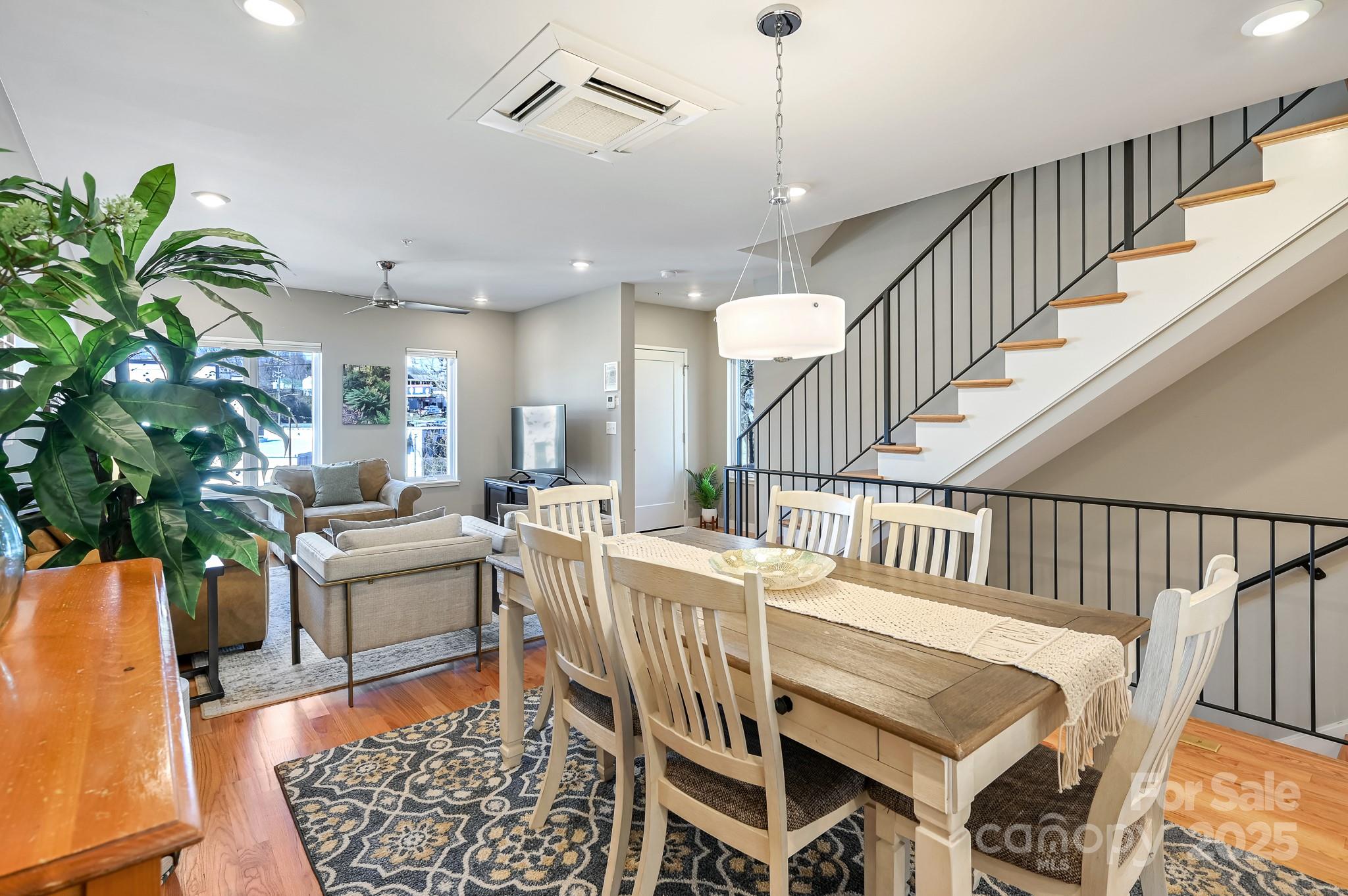 247 Short Coxe Avenue Asheville NC 28801