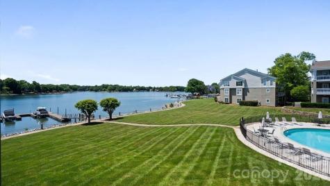 1338 Torrence Circle Davidson NC 28036